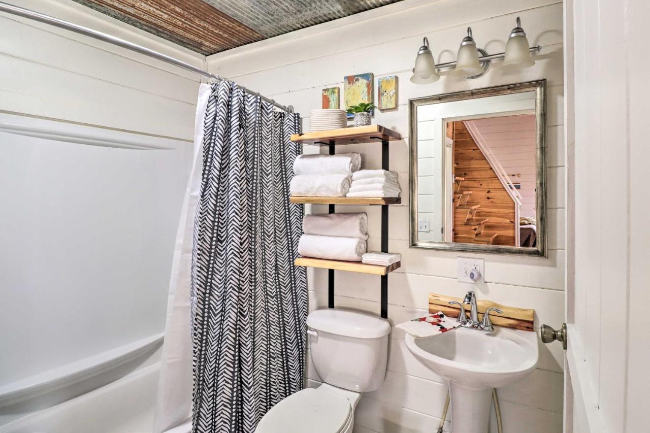 Cheery Pet-Friendly Studio With Shared Fire Pit Mountain View Εξωτερικό φωτογραφία